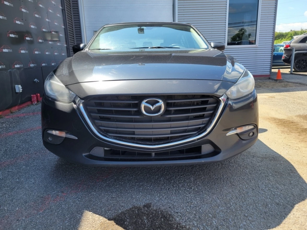 2018 Mazda Mazda3 Sport GS*CAMÉRA*BANCS/VOLANT CHAUFFANTS*A/C*BAS KILO* Image principale