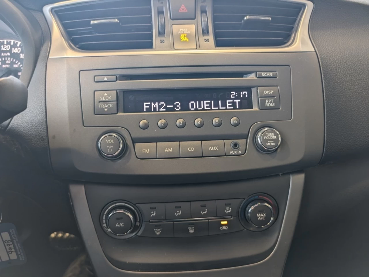 2014 Nissan Sentra S*AUTO*TRÈS BAS KILO*A/C* Main Image