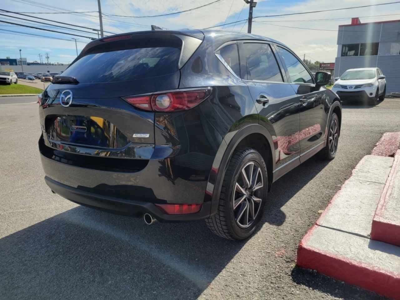 2018 Mazda CX-5 GT*AWD*TOIT*BANCS/VOLANT CHAUFF*CAMÉRA* Image principale