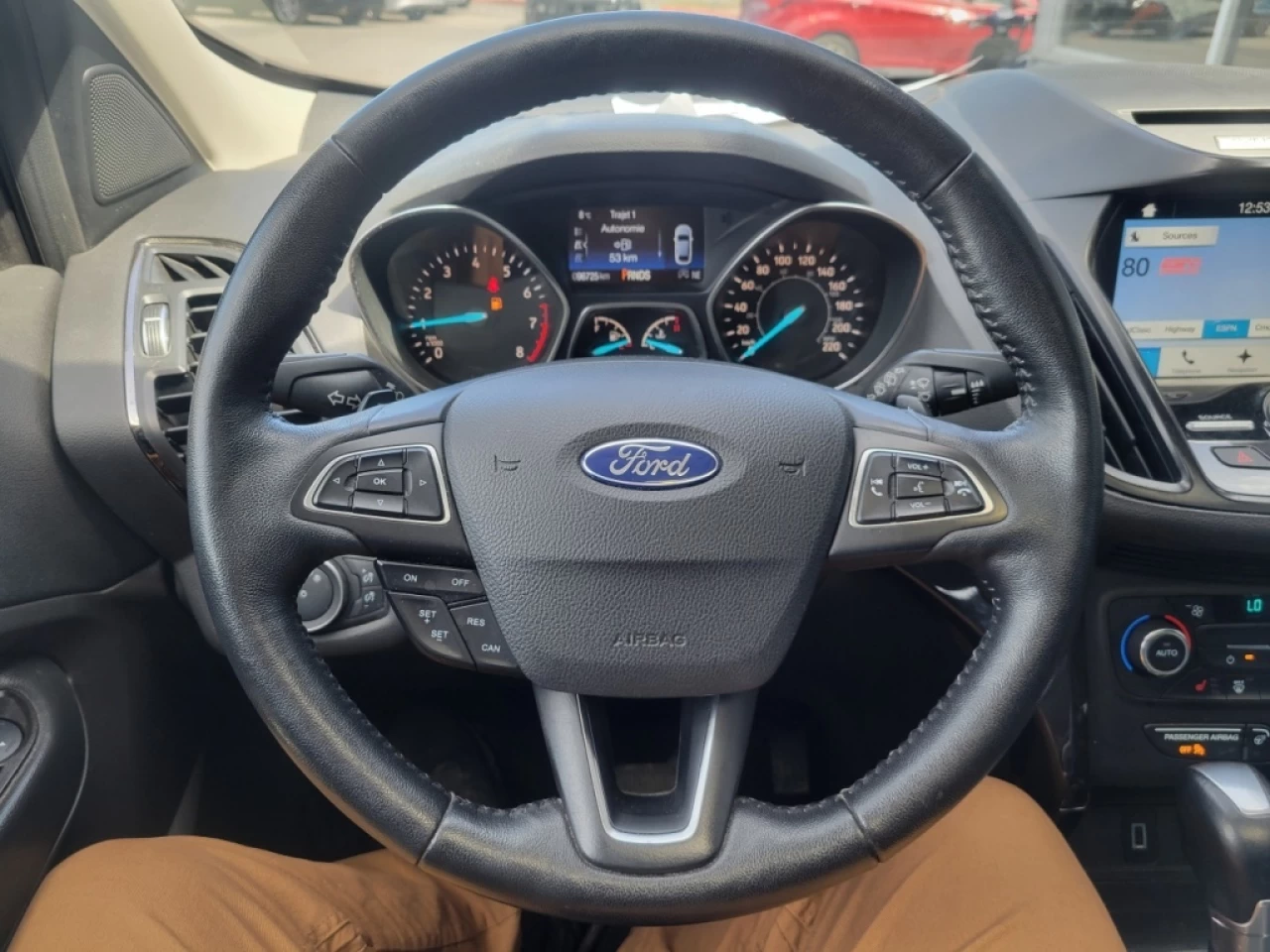 2017 Ford Escape Titanium*AWD*TOIT*NAVIGATION*CUIR* Image principale