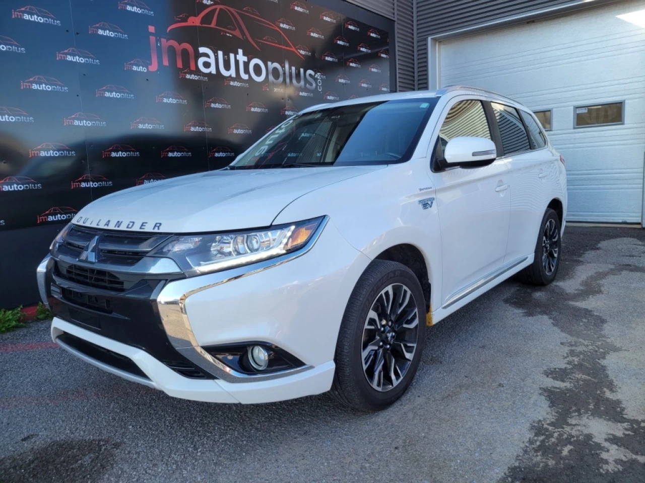 2018 Mitsubishi Outlander PHEV SE*AWD*CAMÉRA*BANCS CHAUFF*A/C* Image principale