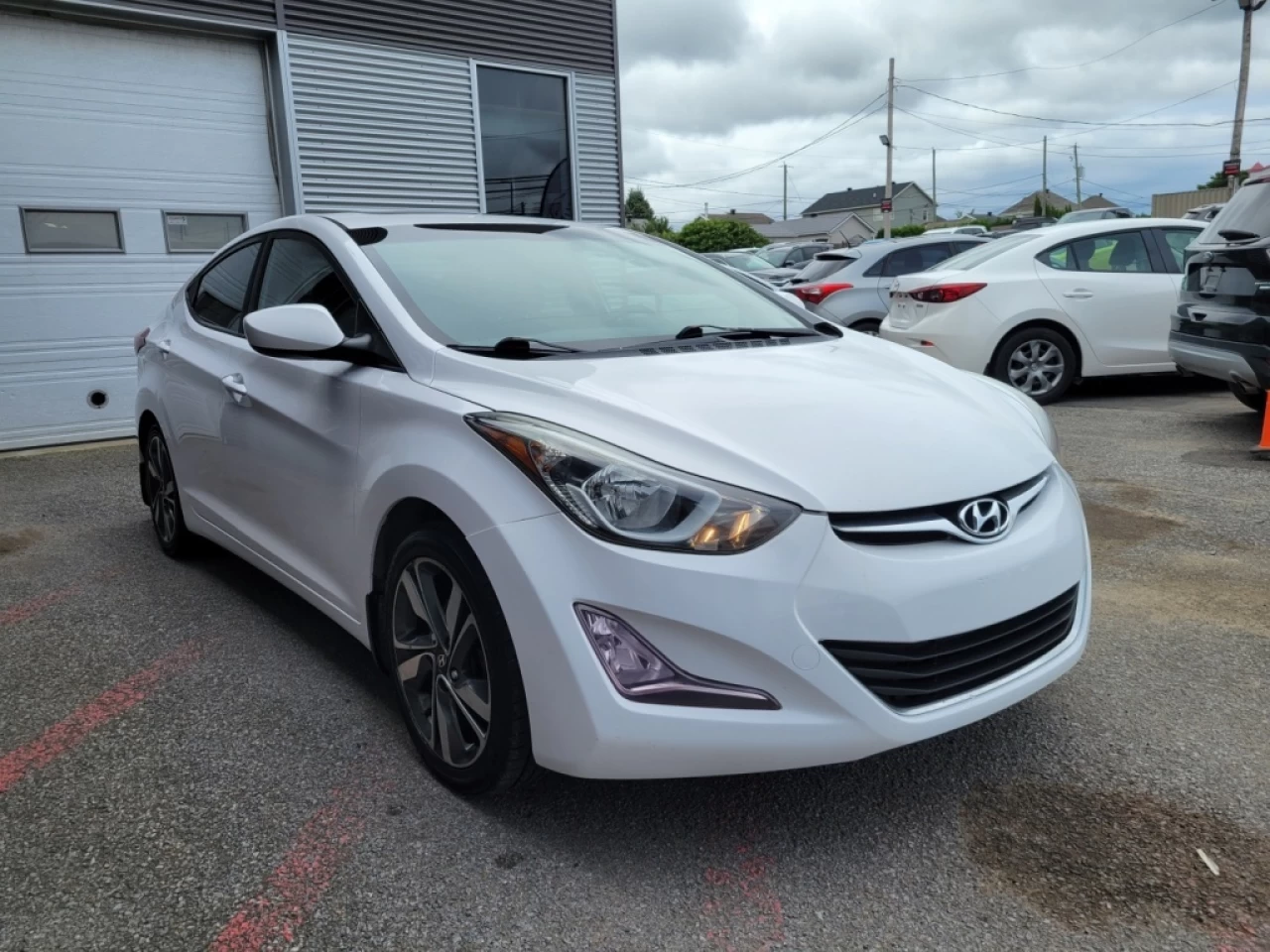 2015 Hyundai Elantra GLS*TOIT*BANCS CHAUFF*CAMÉRA*A/C* Main Image