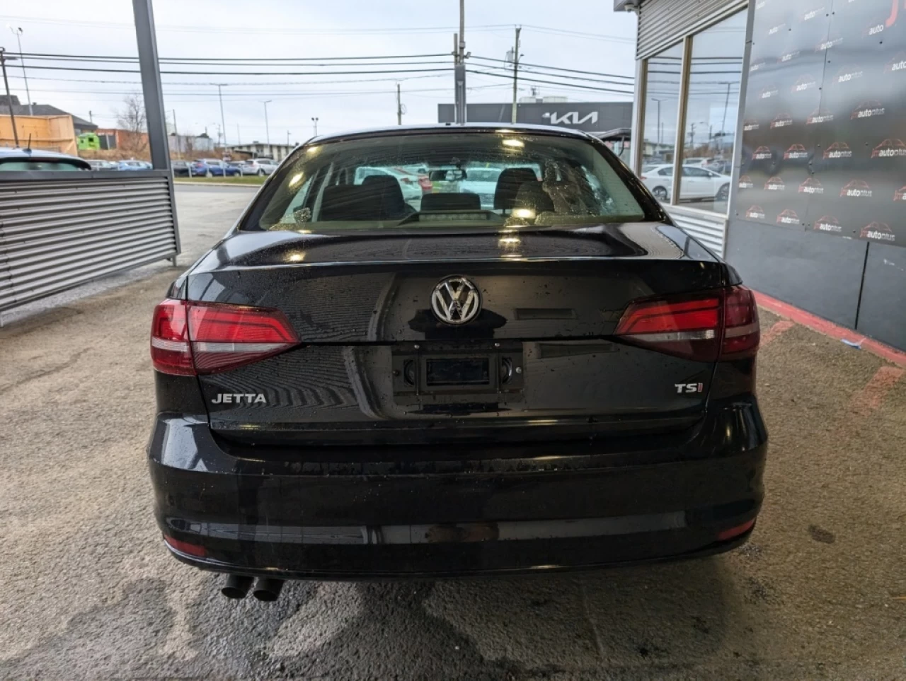 2017 Volkswagen Jetta Trendline+*CAMÉRA*BANCS CHAUFFANTS*A/C* Main Image