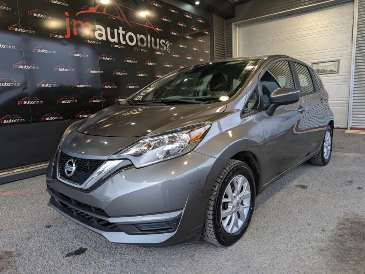 2017 Nissan Versa Note SV*BANCS CHAUFF*CAMÉRA*AUTO*A/C* Image principale