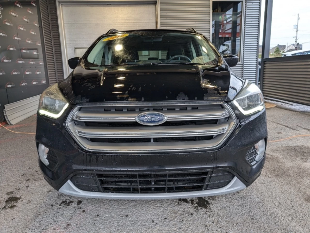 2017 Ford Escape SE*AWD*BANCS CHAUFF*CAMÉRA*BAS KILO* Main Image