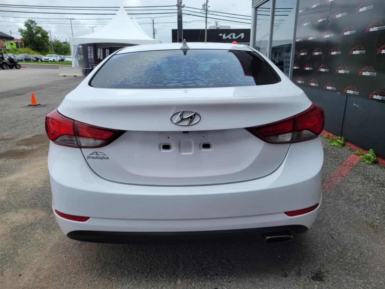 2015 Hyundai Elantra GLS*TOIT*BANCS CHAUFF*CAMÉRA*A/C* Main Image