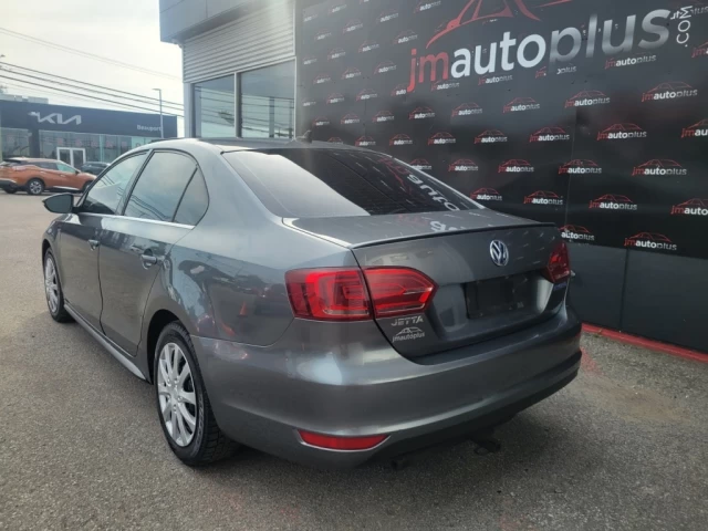 Volkswagen Jetta Trendline*HYBRIDE*BANCS CHAUFFANTS*A/C* 2013