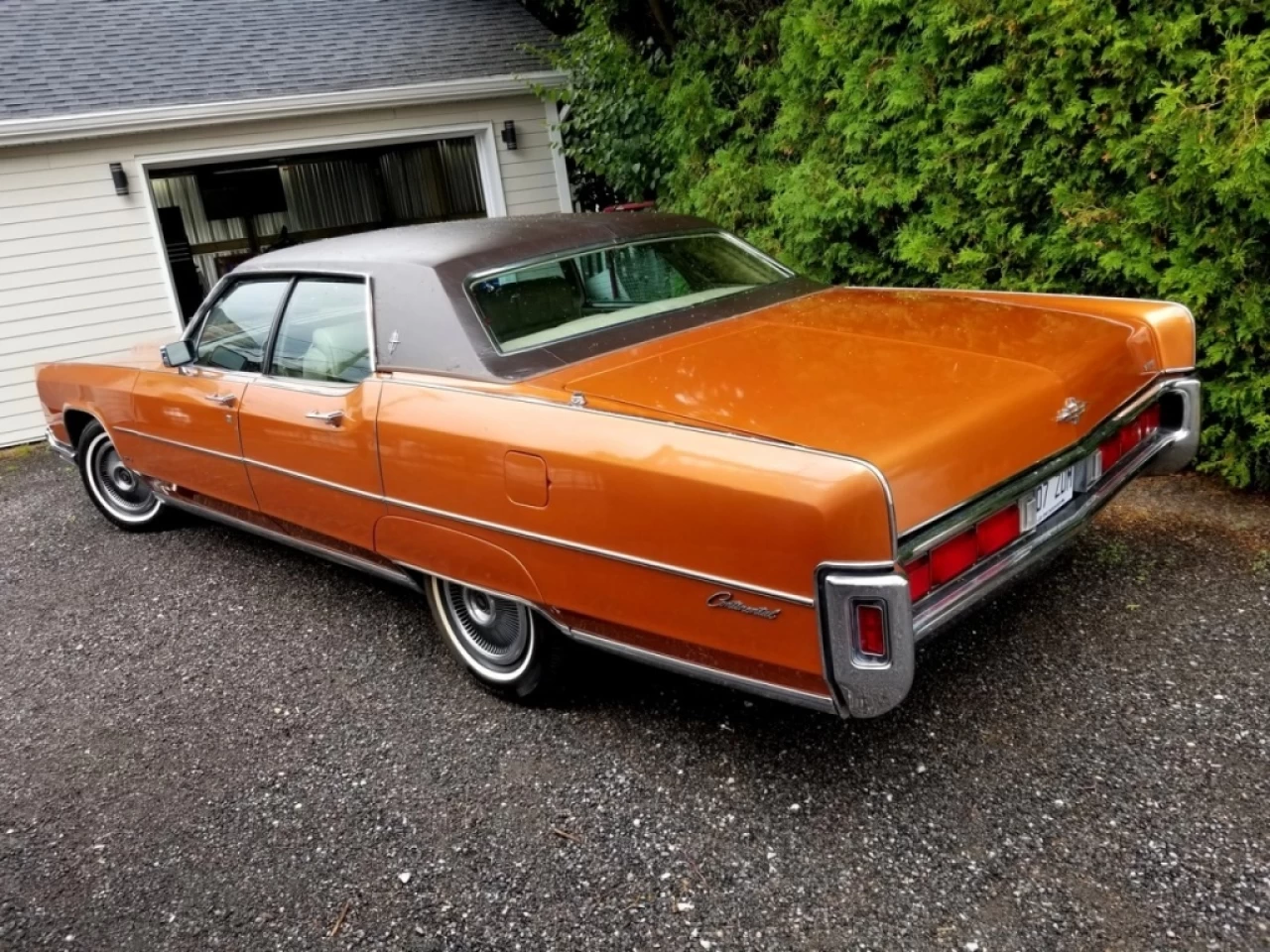 1972 Lincoln Continental  Image principale