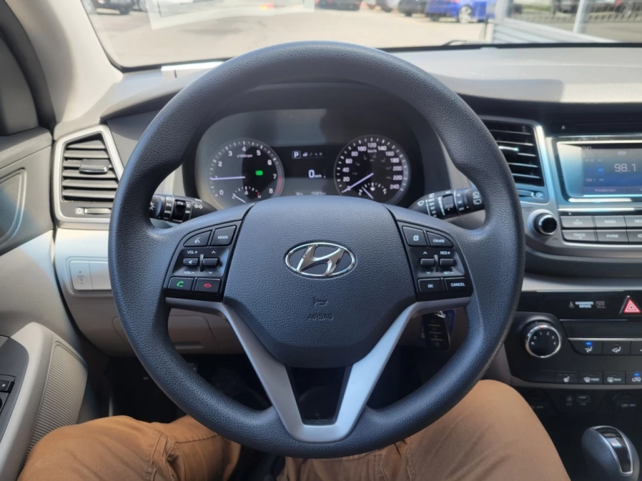 2017 Hyundai Tucson *BANCS CHAUFF*BAS KM* Main Image