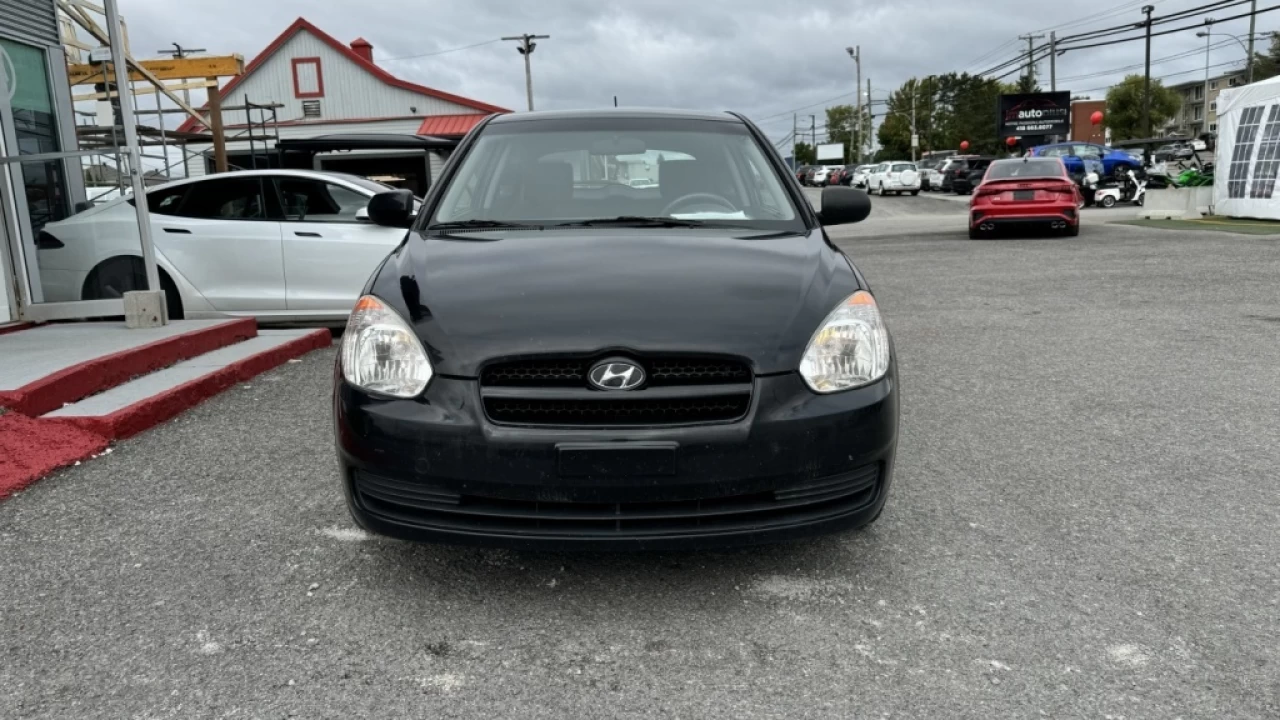 2011 Hyundai Accent GL Main Image