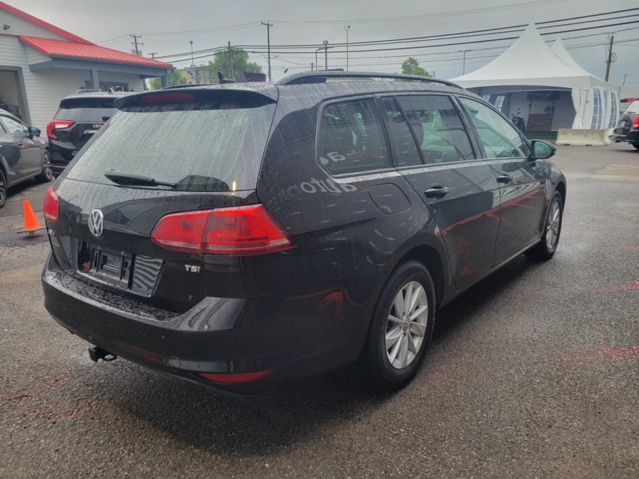 2015 Volkswagen Golf TRENDLINE*CAMÉRA*BANCS CHAUFFANTS* Image principale