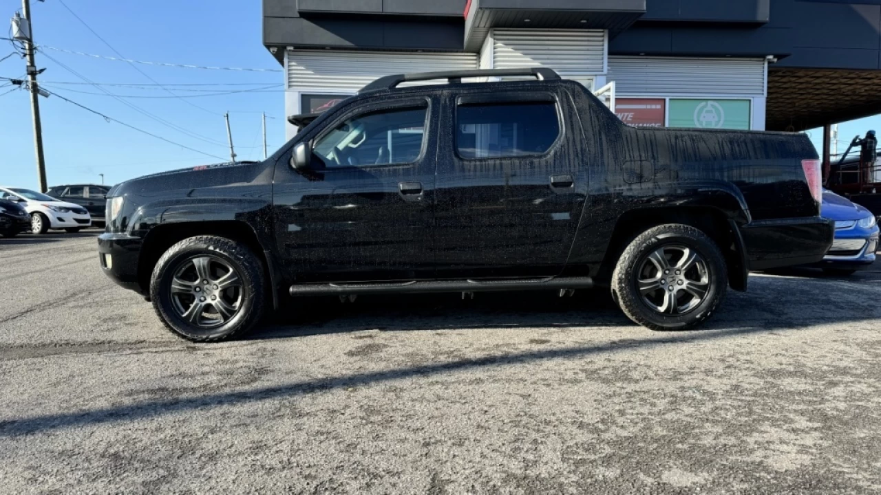 2011 Honda Ridgeline DX Main Image