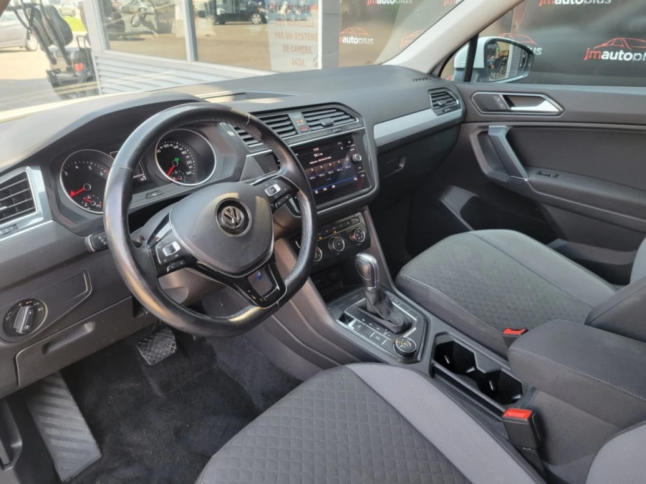 2018 Volkswagen Tiguan Trendline*AWD*BANCS CHAUFFANTS*CAMÉRA* Image principale