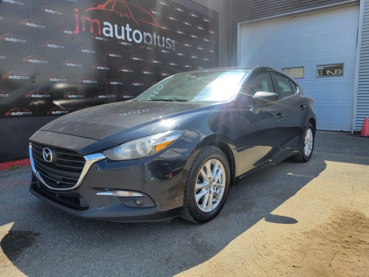 2018 Mazda Mazda3 Sport GS*CAMÉRA*BANCS/VOLANT CHAUFFANTS*A/C*BAS KILO* Image principale