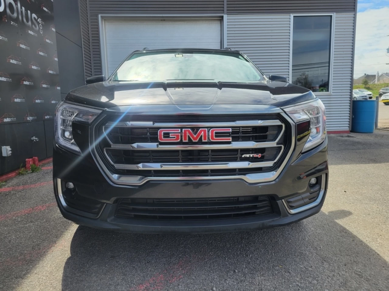 2023 GMC Terrain AT4*AWD*BANCS/VOLANT CHAUFF*CUIR* Image principale