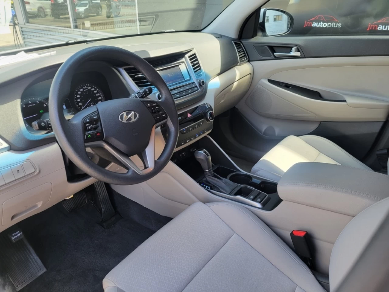 2017 Hyundai Tucson *BANCS CHAUFF*BAS KM* Main Image