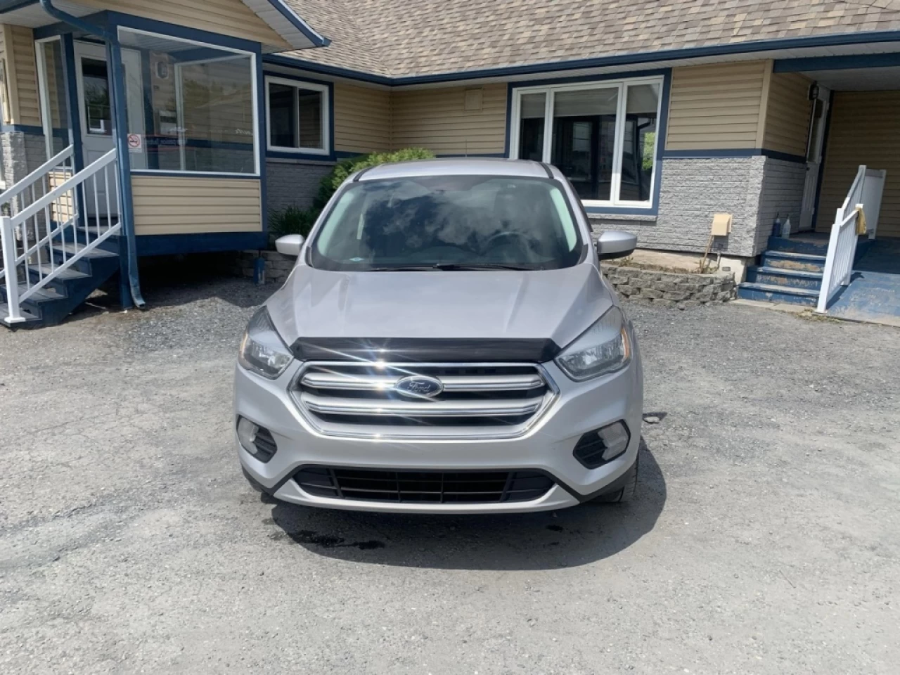 2017 Ford Escape SE Main Image