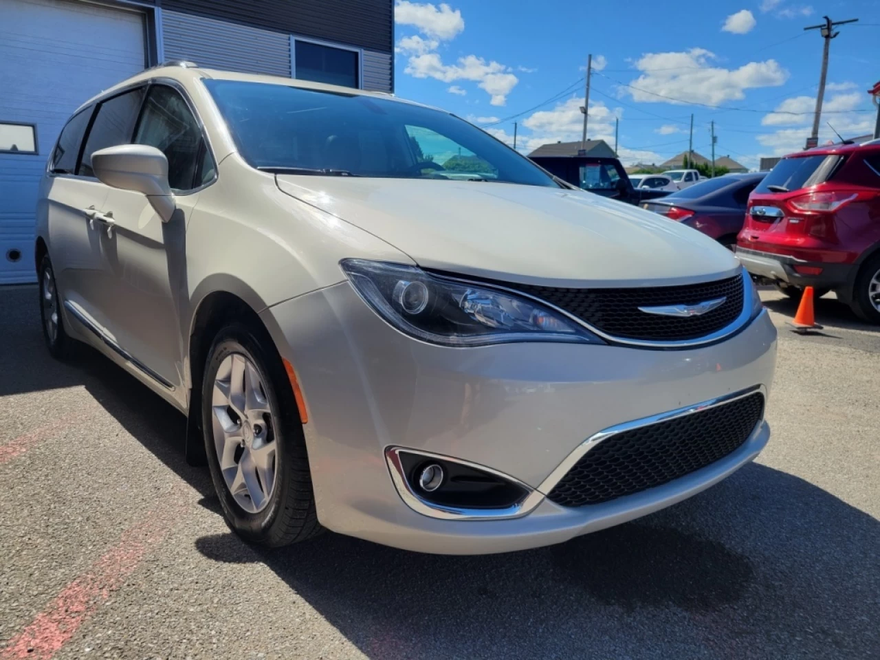 2017 Chrysler Pacifica Touring-L Plus*TOUT ÉQUIPÉ*DVD*STOW&GO* Main Image