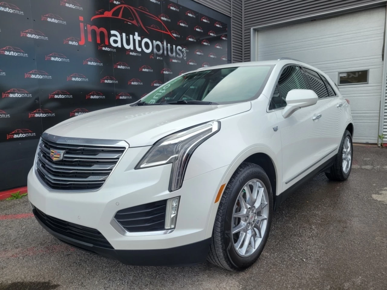 2017 Cadillac XT5 Haut de gamme Luxe TI*TOIT PANO*CUIR*CAMÉRA*BANCS Main Image