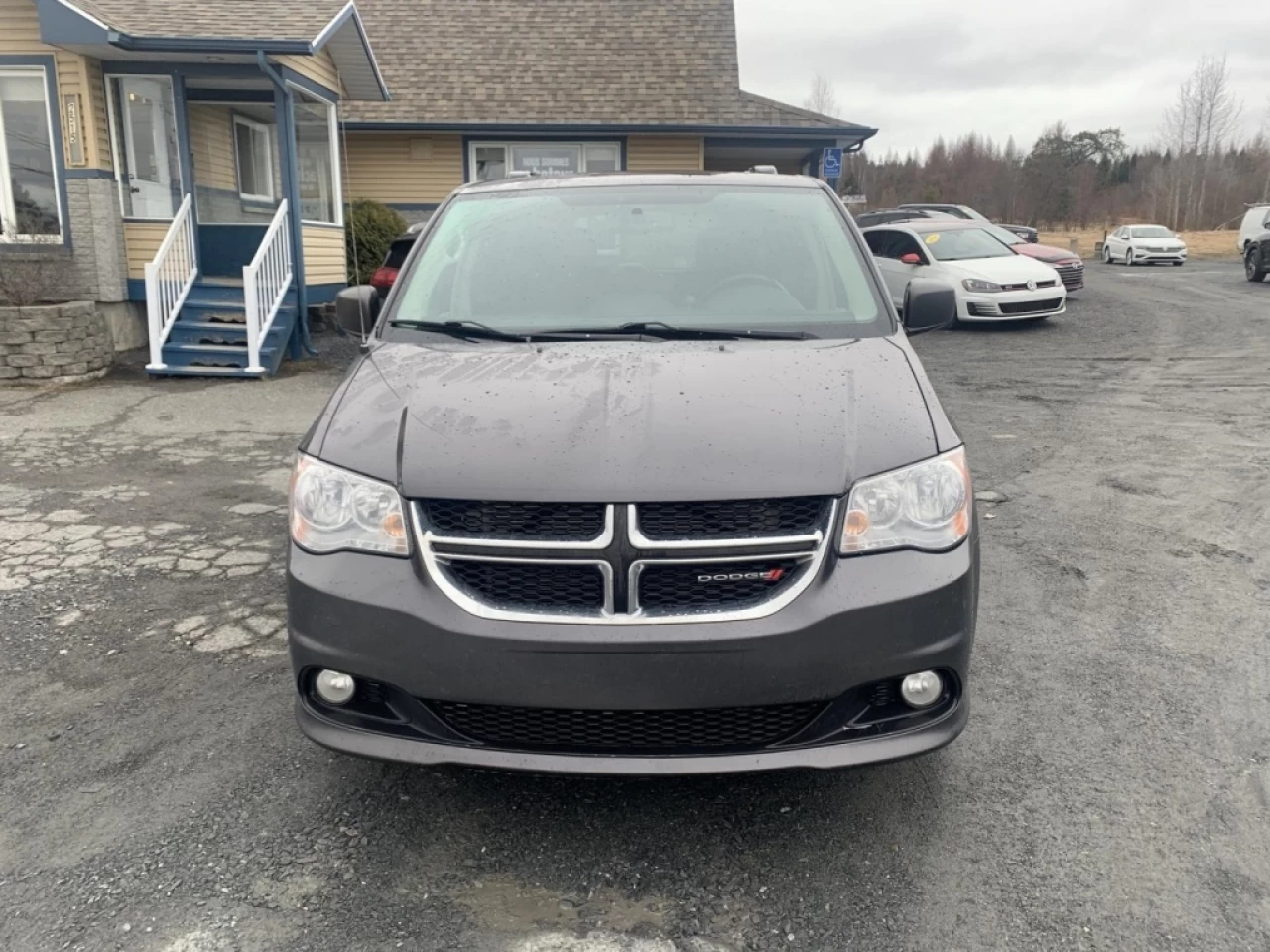 2017 Dodge Grand Caravan  Image principale