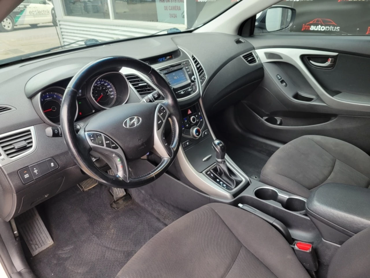 2015 Hyundai Elantra GLS*TOIT*BANCS CHAUFF*CAMÉRA*A/C* Main Image