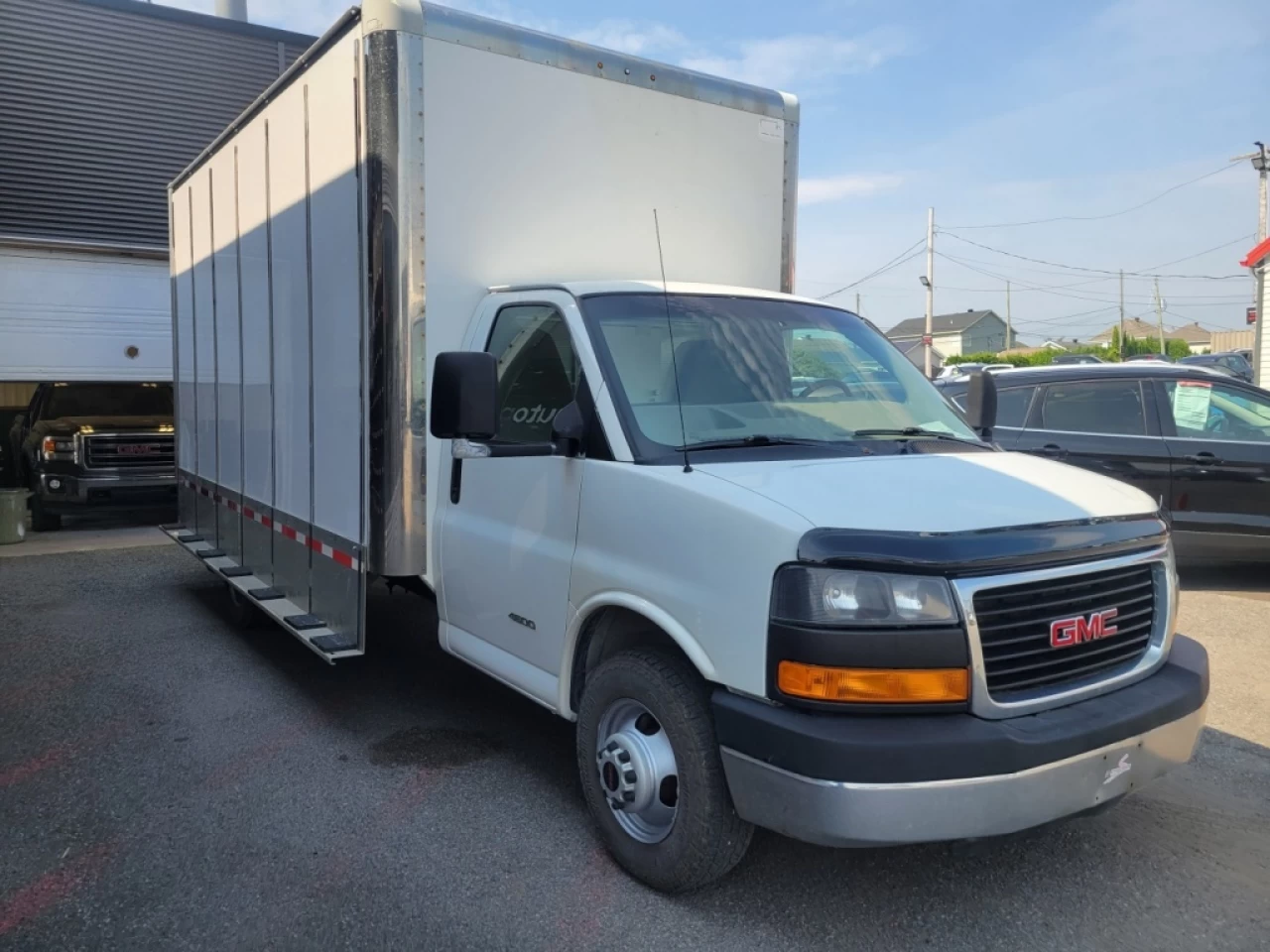 2015 GMC Savana *A/C* Image principale