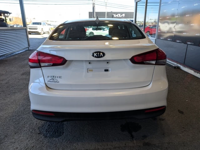 Kia Forte LX*BANCS CHAUFF*BAS KILO* 2017