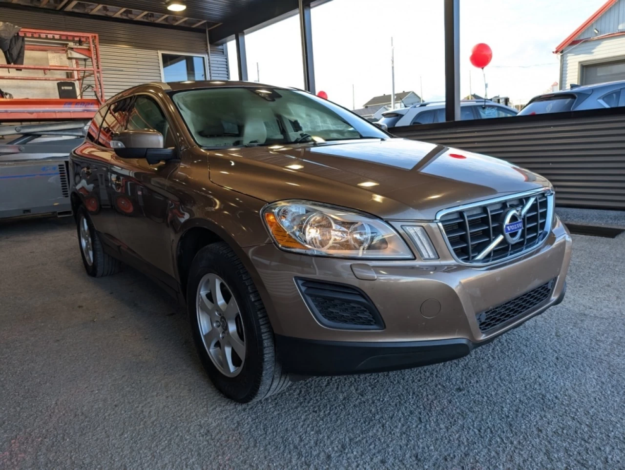 2011 Volvo XC60 Niveau II*AWD*TOIT PANO*BANCS CHAUFF* Main Image