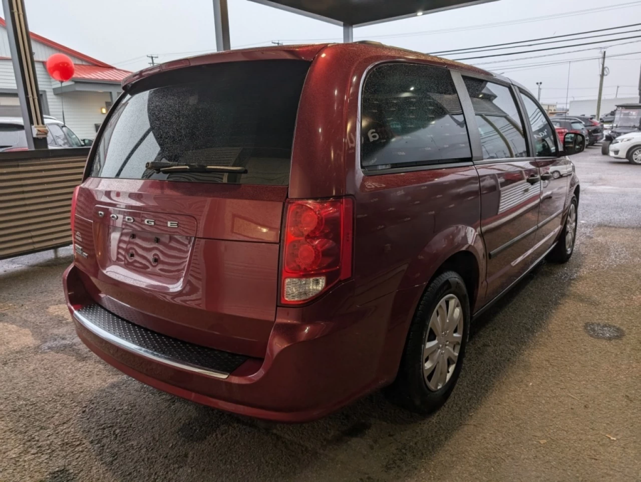 2015 Dodge Grand Caravan Ensemble Valeur Plus*BAS KILO*A/C*7 PASSAGERS* Image principale