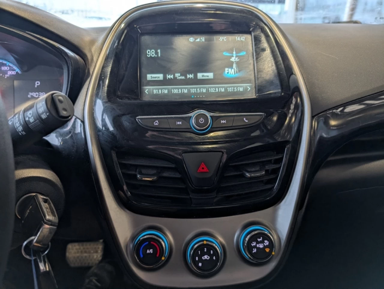 2018 Chevrolet Spark LS*TRÈS BAS KILO*TOIT*CAMÉRA*AUTO* Main Image