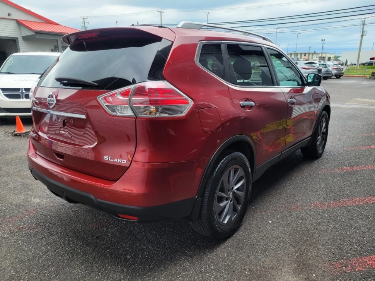 2016 Nissan Rogue SL*AWD*TOIT PANO*CUIR*CAMÉRA*BANCS CHAUFF* Image principale