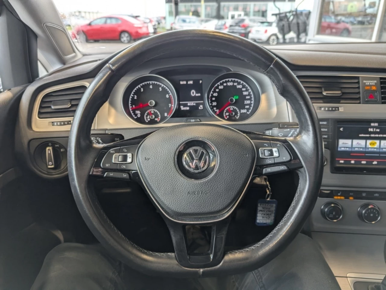 2016 Volkswagen Golf Trendline*BANCS CHAUFF*CAMÉRA*BAS KILO* Image principale