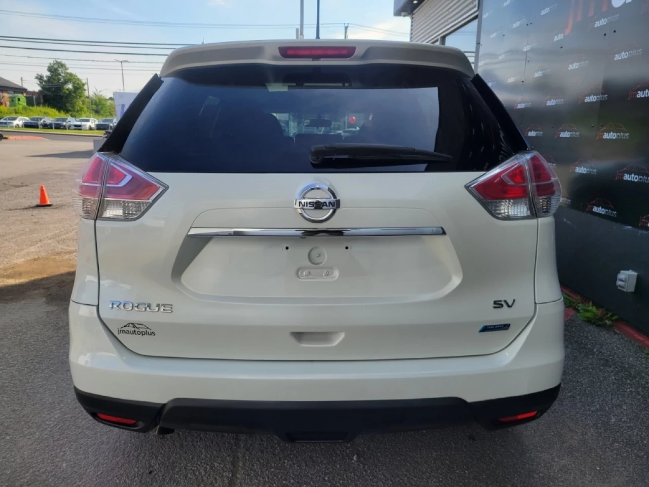 2015 Nissan Rogue SV*TOIT PANO*CAMÉRA*BANCS CHAUFFANTS* Image principale