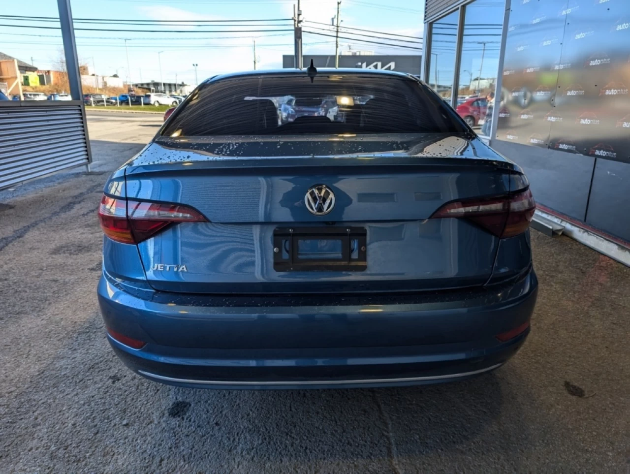 2019 Volkswagen Jetta Highline*TOIT*BANCS CHAUFF*CAMÉRA*BOUTON POUSSOIR* Image principale