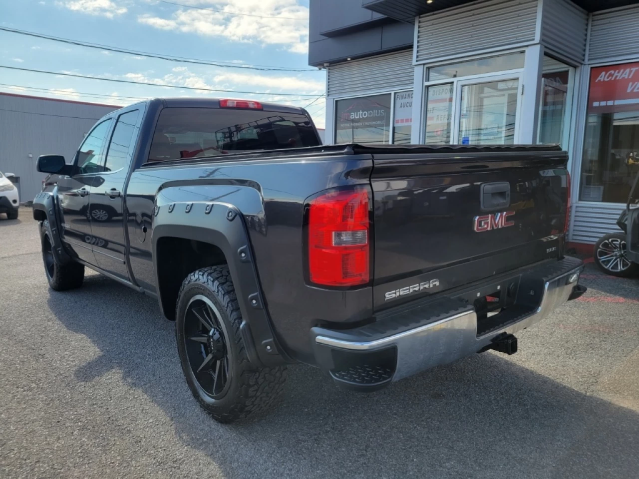 2015 GMC Sierra 1500 SLE*4X4*V8*CAMÉRA*BAS KILO* Main Image