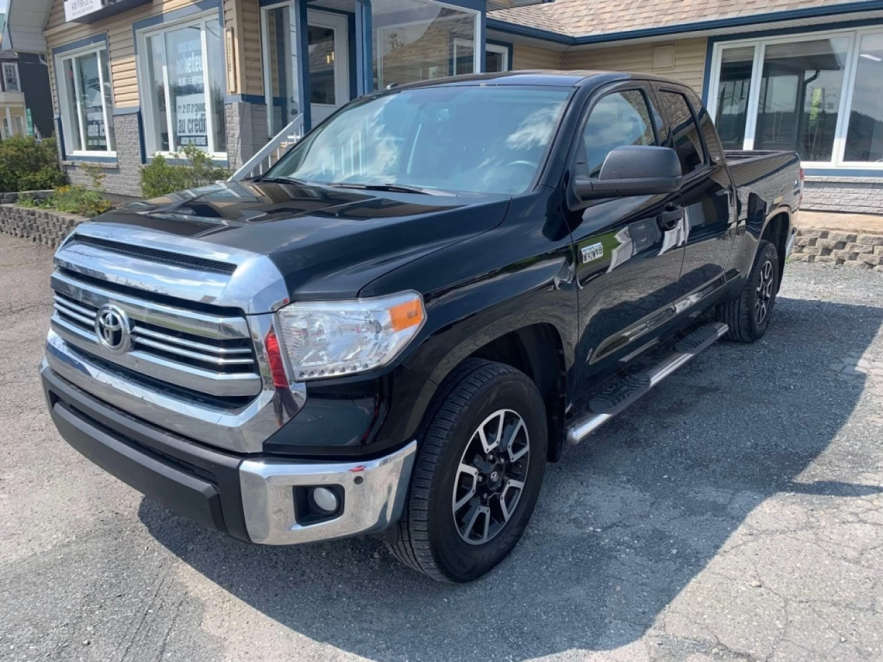 2016 Toyota Tundra SR Main Image