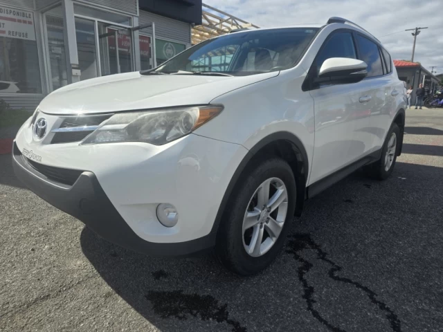 Toyota RAV4 XLE 2013