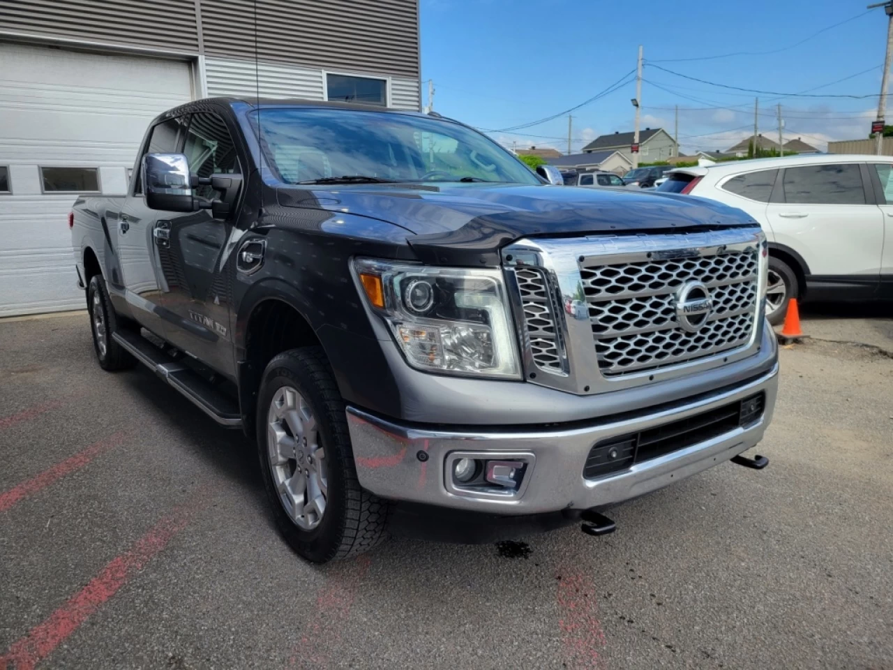 2016 Nissan Titan XD SL*4X4*CUIR*CAMÉRA*BANCS CHAUFF* Main Image