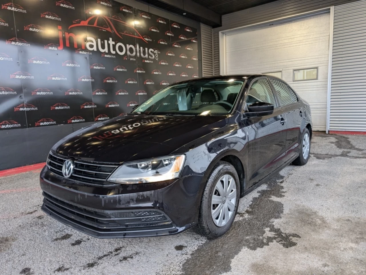 2017 Volkswagen Jetta Trendline+*CAMÉRA*BANCS CHAUFFANTS*A/C* Main Image