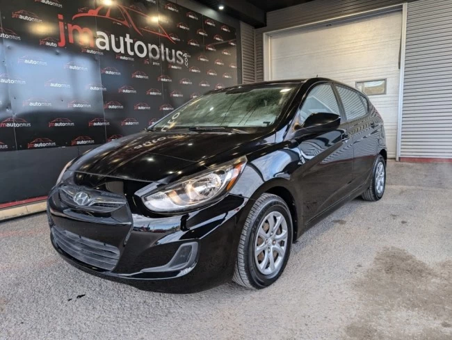 Hyundai Accent - 2012