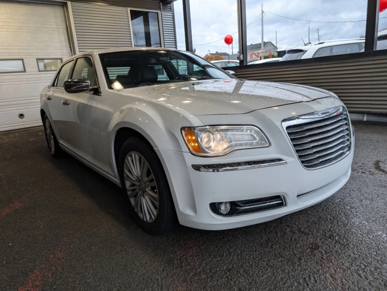 2011 Chrysler 300 300C*V8*AWD*TOIT PANO*CAMÉRA*BANCS CHAUFF AV/ARR*V Image principale