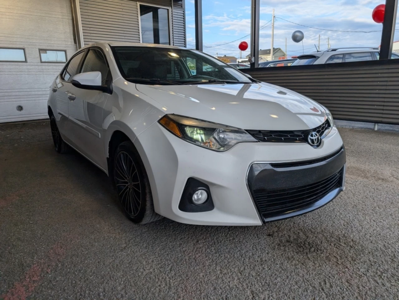 2016 Toyota Corolla S*TOIT*CAMÉRA*BANCS CHAUFF*A/C* Image principale