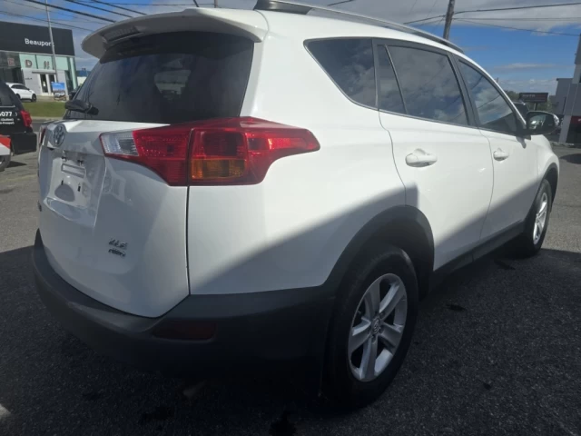 Toyota RAV4 XLE 2013