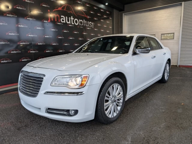 Chrysler 300 300C*V8*AWD*TOIT PANO*CAMÉRA*BANCS CHAUFF AV/ARR*V 2011