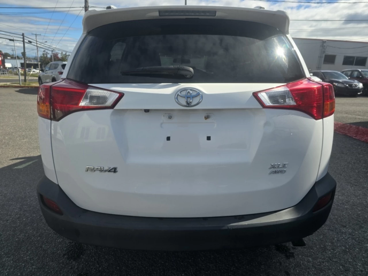 2013 Toyota RAV4 XLE Image principale