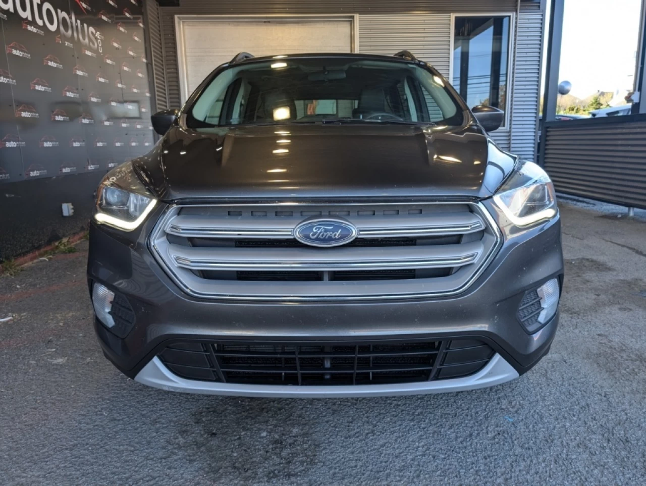 2019 Ford Escape SEL*AWD*CAMÉRA*BANCS CHAUFF*BOUTON POUSSOIR* Image principale