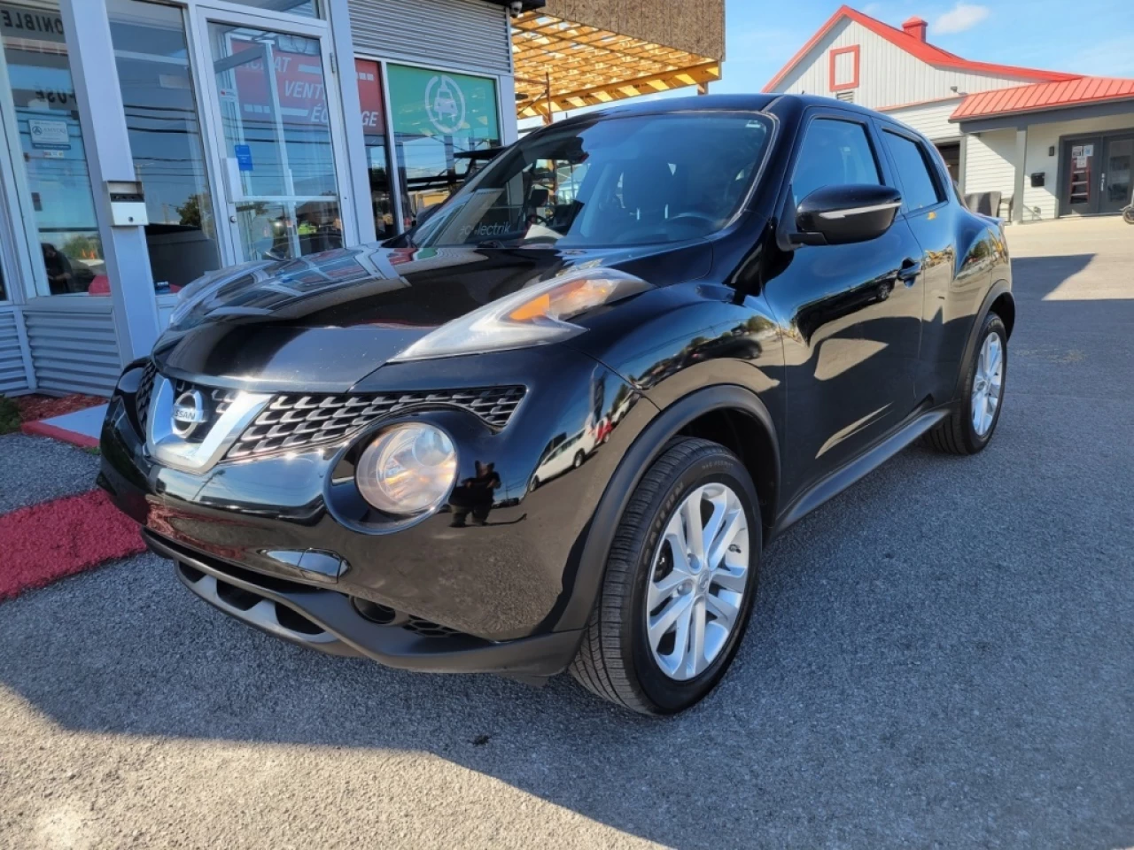 2015 Nissan Juke SV*AWD*CAMÉRA*A/C*BOUTON POUSSOIR* Main Image