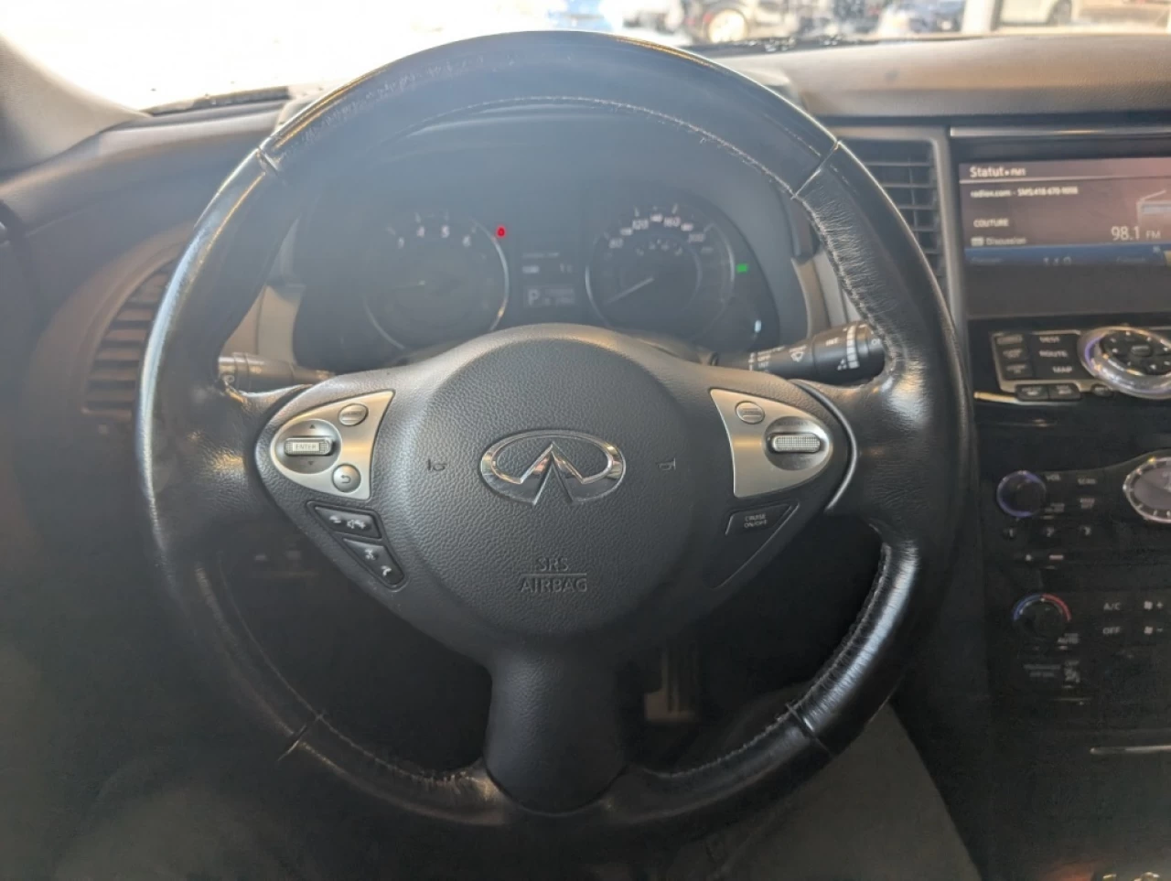 2014 Infiniti QX70 Premium*AWD*TOIT*BANCS CHAUFF/VENTILÉS*CAMÉRA* Image principale