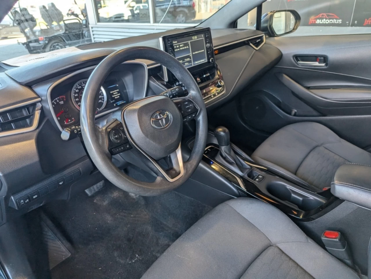 2019 Toyota Corolla À hayon *CAMÉRA*BOUTON POUSSOIR*AUTO*A/C* Main Image