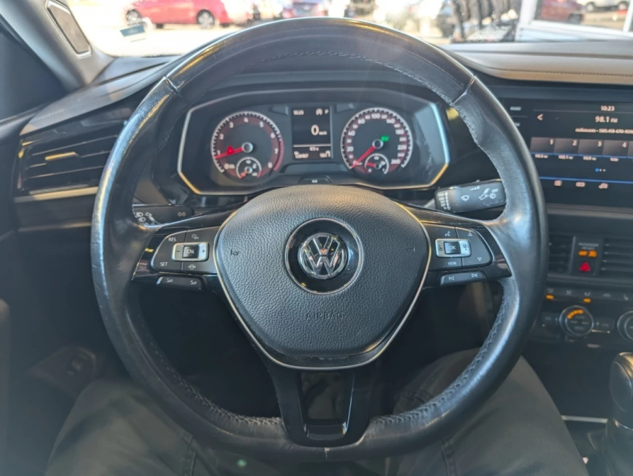 2019 Volkswagen Jetta Highline*TOIT*BANCS CHAUFF*CAMÉRA*BOUTON POUSSOIR* Image principale